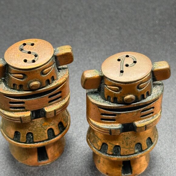 Vintage Metal Copper Salt and Pepper Shakers Inca Kachina Totem Native Eclectic - Picture 3 of 5